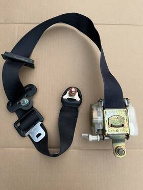210.to1g86 Toyota 1986 Mr2 Passenger Right Side Seat Belt Assembly 210.to1g86 Toyota 1986 Mr2 Passenger Right Side Seat Belt Assembly