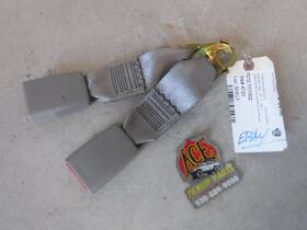 212.to1901 Toyota 00-04 Tundra Access Cab Left Driver And Center Rear Back Seat Belt Buckles