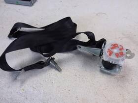 212.to1919 Toyota Tundra 2019 Seat Belt Rear 902806