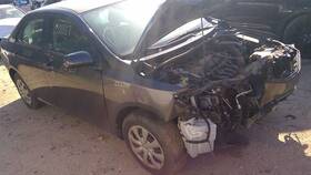 212.to1e09 Toyota Corolla 2009 Seat Belt Rear 696015