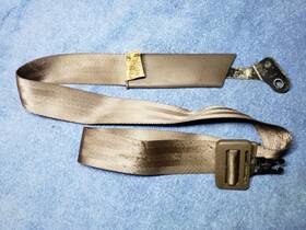 52651cb041 Toyota 95-00 Tacoma Front 60-40 Split Bench Bucket Center Seat Belt Latch Buckle