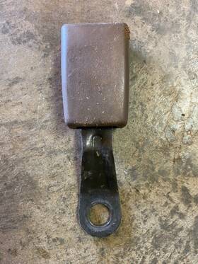 564346 Toyota 95-97 1997 Tacoma Right Passenger Front Seat Belt Buckle Brown Fast Ship 564346 Toyota 95-97 1997 Tacoma Right Passenger Front Seat Belt Buckle Brown Fast Ship