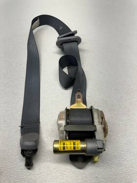 7321008020 Toyota 2000-2005 Sienna Right Passenger Side Front Seat Belt Assembly Oem 242017