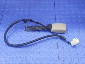 7323042110b2 Toyota 09-12 Rav4 Front Seat Belt Buckle Right Passenger Side Gray Oem