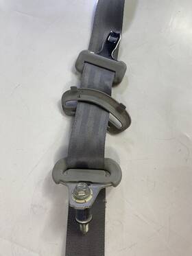 73370-0e041 Toyota 10-13 Highlander Seat Belt Retractor 2nd Row Driver