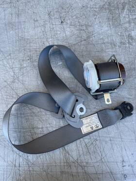 73560-08031 Toyota 2016 Sienna Rear 2nd Row Seat Belt Seatbelt Retractor Right Side Gray Oem
