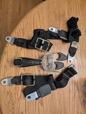 113857721c Volkswagen 1971 Super Beetle Convertible Front Seatbelts Klippan 113 857 721c 113857721c Volkswagen 1971 Super Beetle Convertible Front Seatbelts Klippan 113 857 721c
