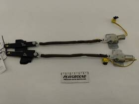 3d7857820b Volkswagen Vw Phaeton Pair Of Two Front Seat Belt Left And Right Adjusters 04-06