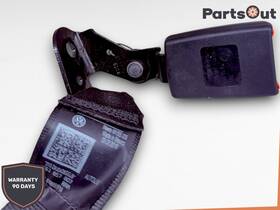 561.857.807.raa Volkswagen 2012 - 2018 Passat Sedan Rear Passenger Center Lap Seatbelt Retractor