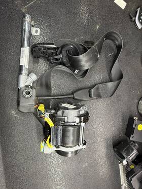 623113400a Volkswagen 561857705d 2012-2015 Vw Passat Front Left Side Seat Belt Retractor Oem
