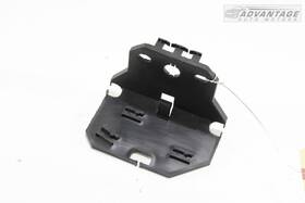 7l0971806 Volkswagen 2004-2010 Touareg Rear Left Driver Side Seat Belt Bracket Holder Oem 7l0971806 Volkswagen 2004-2010 Touareg Rear Left Driver Side Seat Belt Bracket Holder Oem