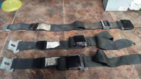 281086 Volvo Vintage Seat Belts Clamshell Style 1968