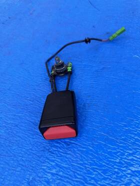 31369301 Volvo 2018-2022 Oem Xc60 Xc90 Front Left Driver Side Seat Belt Seatbelt Buckle