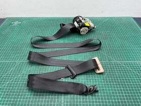 31377521 Volvo 12-18 S60 V60 Rear Center Seat Belt Retractor Oem 31377521 Volvo 12-18 S60 V60 Rear Center Seat Belt Retractor Oem