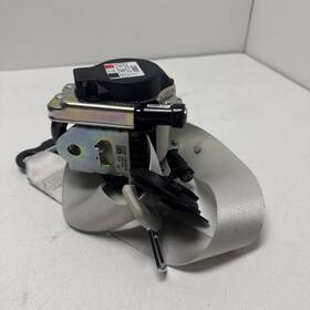 31675233 Volvo Xc90 Mk2 T8 Hybrid Awd Front Left Seatbelt 2.0 235kw 2017