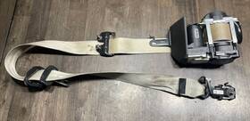 636903200 Volvo 2018 - 2024 Xc60 Front Left Driver Side Seat Belt Seatbelt Retractor Oem