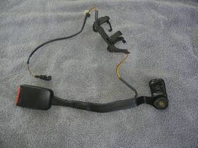 1j3858471h Vw 2001 Beele Hatchback Left Front Seat Belt Receiver Buckle