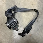 2005-16 Land Rover LR3 LR4 Rear Right 2ND Row Retractor Oem. Fixed Price $45.00.
