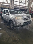 2009-2015 Honda Pilot 3.5L Passenger Right Front Seat Belt Buckle. Fixed Price $100.01.