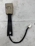 01 - 03 Toyota Highlander Front Seat Belt Buckle Rh Passenger Beige 7323048020B2. Fixed Price $50.00.
