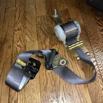 02-06 Chevrolet Avalanche Rear Right Seat Belt Retractor Dark Gray Oem 15087051. Fixed Price $45.00.